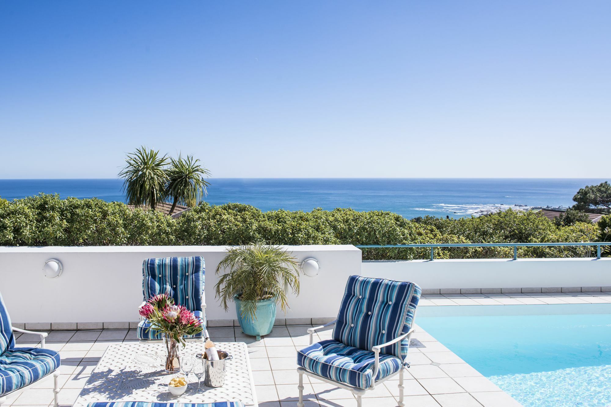 Bay Reflections Camps Bay Luxury Serviced Apartments Cidade Do Cabo Exterior foto